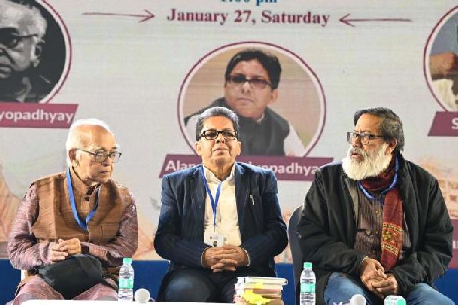 (From left) Samik Bandopadhyay, Alapan Bandyopadhyay and Siladitya Sen speak on the centenarians at Kolkata Literature Festival on Saturday