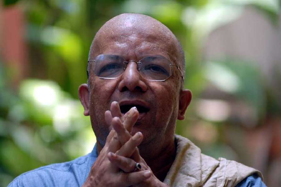 Kabir Suman | Bengali singer and ex-MP Kabir Suman hospitalised after heart  attack - Telegraph India