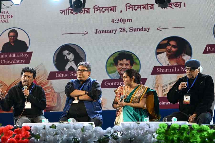 (From left) Filmmakers Goutam Ghose and Aniruddha Raychaudhuri, moderator Sharmila Maiti and actor Paran Bandopadhyay at the discussion on cinema and literature at Kolkata Literature Festival on Sunday.