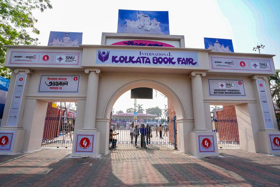 Noise pollution cry at Kolkata Book Fair