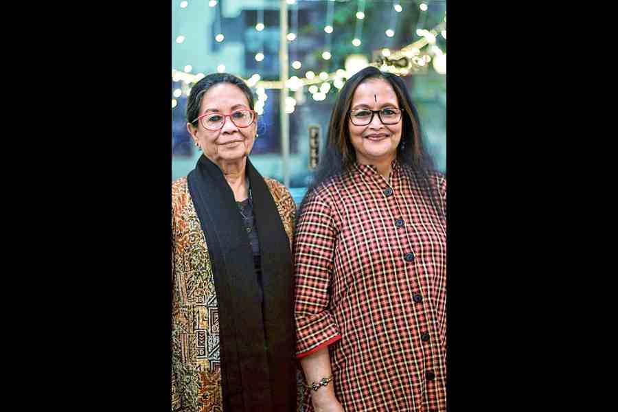 Sohag Sen and Chaitali Dasgupta