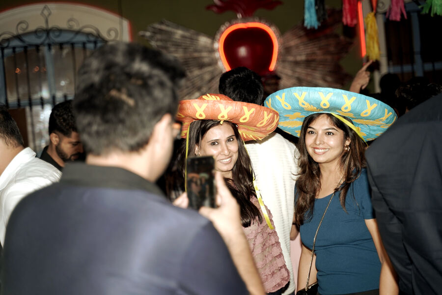 To keep the vibes lit, visitors snapped pictures with sombrero hats, a staple of Mehico’s interior design at the Ho Chi Minh Sarani hotspot 
