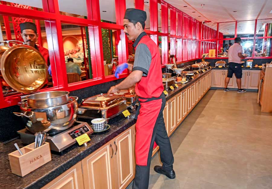 Spread across 3,000 sq ft, with 122 covers, the restaurant has been made accessibility friendly. The seating arrangement is spaced out for more elbow room for diners while the area for Haka’s popular buffet is expanded for easy accessibility 