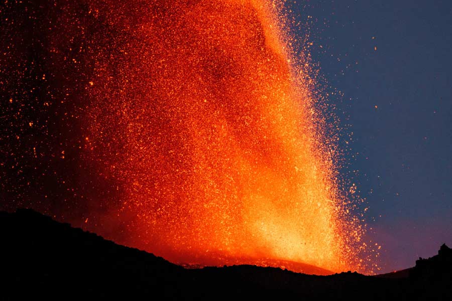 Volcano Italy Etna And Stromboli Volcanoes Erupt Catania Airport   1720178566 Italys Mount Etna Erupts 