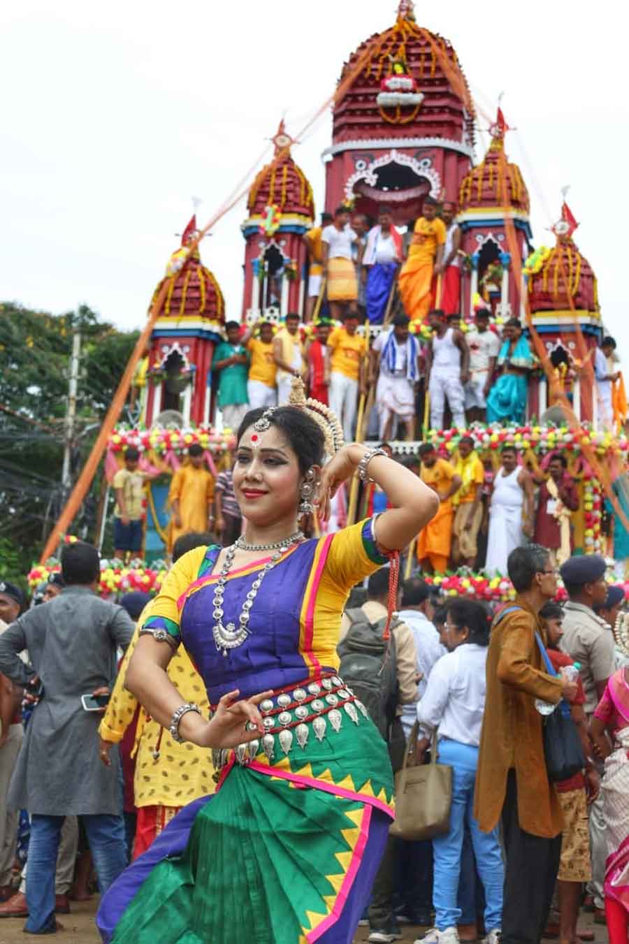 Rath Yatra at Mahesh, Serampore, was held on Sunday with much grandeur and pomp. This Rath Yatra is said to be the oldest chariot festival in Bengal   