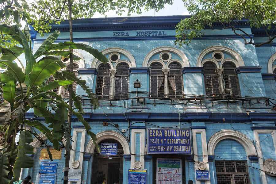 In May 1835, MotiLal Seal donated land for the college buildings and after the main college hospital building, other blocks were built on campus including Eden Hospital in 1881-82, (in picture) Ezra Hospital in 1887, Shyama Charan Laha Eye Hospital in 1891, Prince of Wales Surgical Block in 1911, and so on
