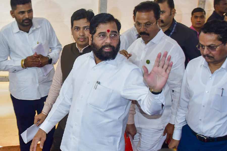 Eknath Shinde | Congress Now History, BJP-led NDA And 'Mahayuti' Future ...