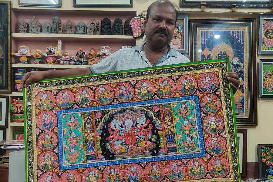 Narayan Das, owner of Das Handicrafts, spoke about the struggle of finding youngsters ready to join the business