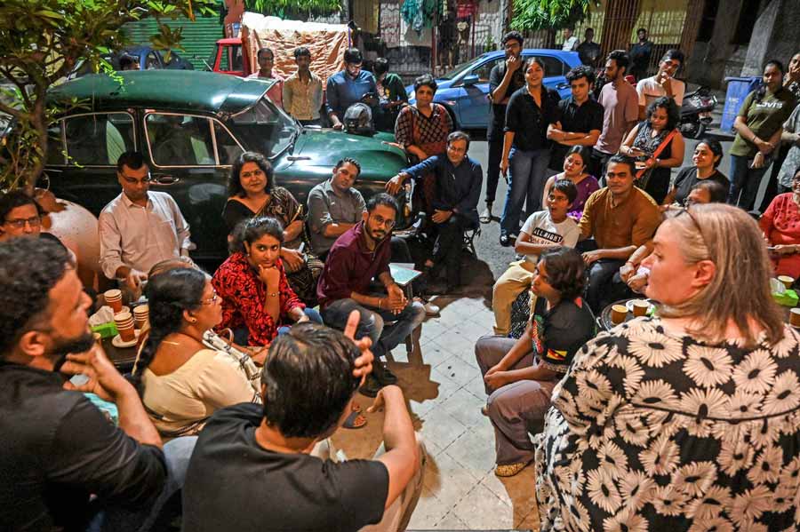 July 13 was made more memorable, as audiences listened intently to stories about the city’s most illustrious magicians. ‘This is our effort to revive the declining ‘adda’ culture of the city. It’s the third edition, and we’re delighted to see people coming regularly,’ said Iftekhar Ahsan, founder of Calcutta Walks and Calcutta Bungalow  