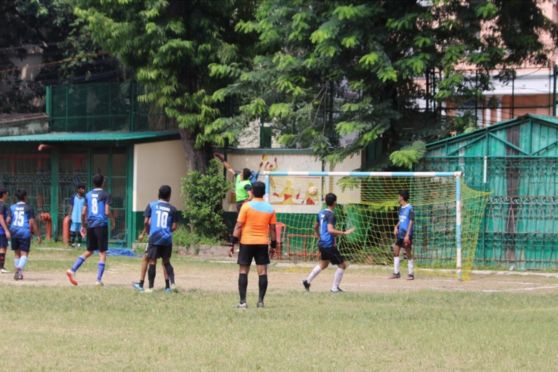 The inter-school football tournament, X-Goal, featured fierce competition and exceptional talent. Highlights included thrilling ties between St Xavier's Burdwan and St James, and Sri Sri Academy and South City International School. The Heritage School delivered a spectacular 4-1 win against St Lawrence. La Martiniere for Boys ultimately clinched the title with a masterful team effort, leaving spectators in awe of the high-caliber sportsmanship on display.