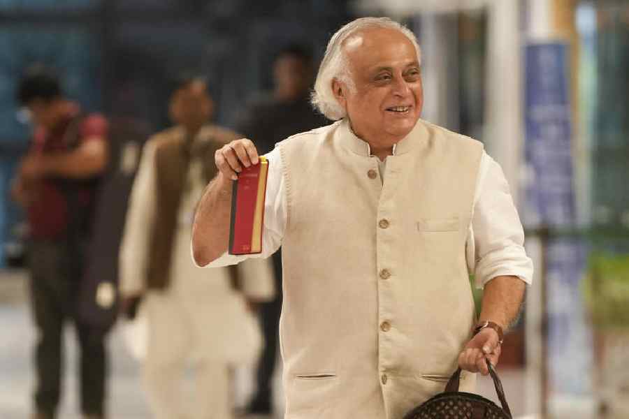 Jairam Ramesh | BJP Slams Jairam Ramesh For 'live-tweeting' Issues ...