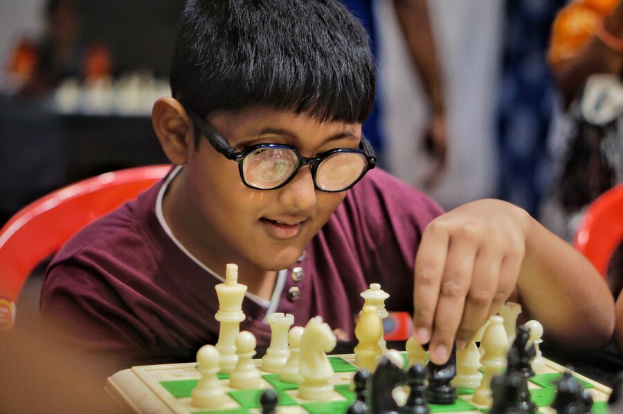 Eleven-year-old Ayush Manna was all smiles throughout the day, especially when he won his matches. Winning 2 out of 3 matches, Ayush, a Class-V student from Calcutta Blind School, had a great time at the event. ‘I have been playing chess for a year now and I really enjoy it,’ he said. Ayush is visually impaired, and when quizzed how he identifies the different pieces and colors, he explained, ‘The knight is shaped like a horse, while the rook has a round top. We identify the colors by the dots on the top of the black pieces, while the white pieces are smooth’