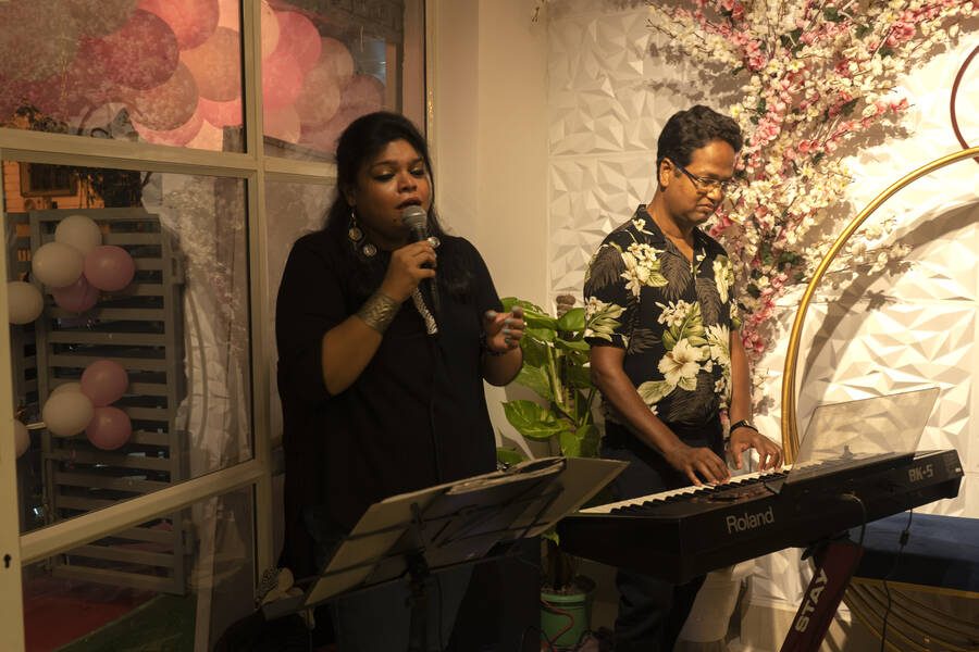 Live music by on the keyboard at the opening of Valencia Cafe