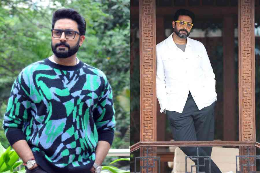 Bolly Good Fellow: The contrast between lives of Abhishek and Amitabh Bachchan - Telegraph India