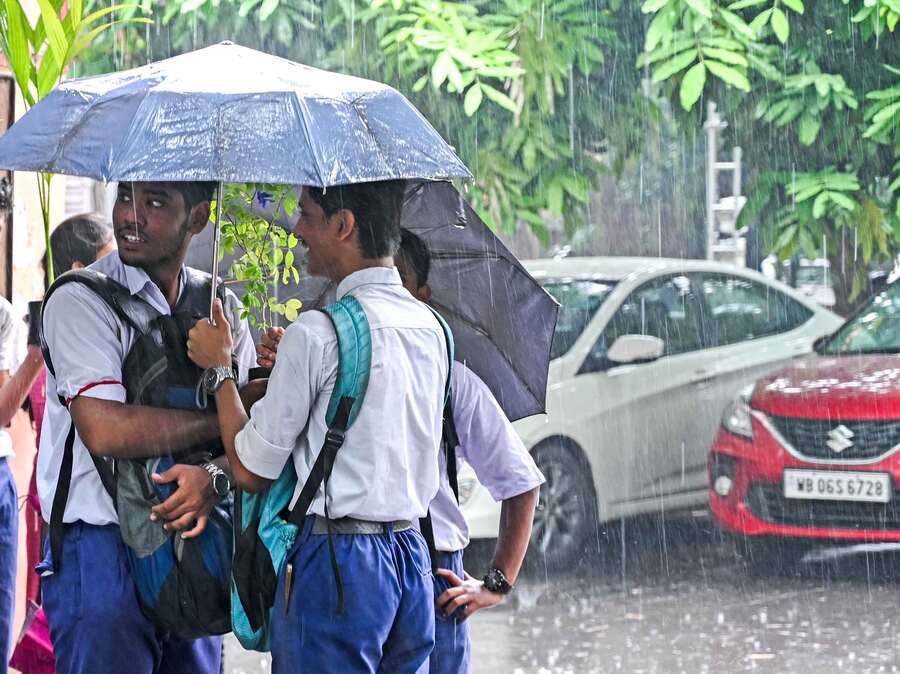 Kolkata received 7.8mm of rainfall on Tuesday. The city faced a 50 per cent monsoon deficit in June, which has narrowed down to 34 per cent with July receiving 425.8mm rainfall   