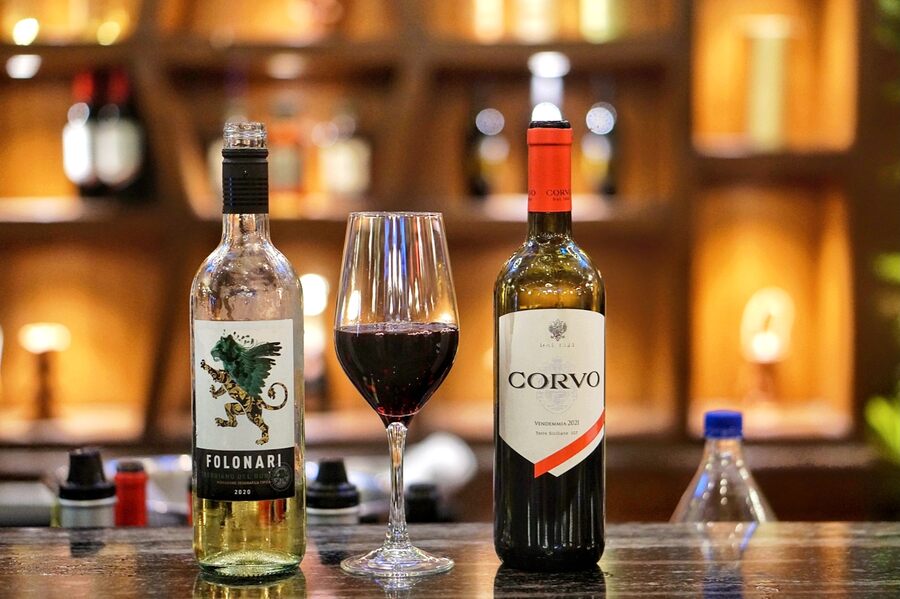 For sips, Italian wines like Folonari Trebbiano del Rubicone and Corvo Vendemmia were on offer among other drinks