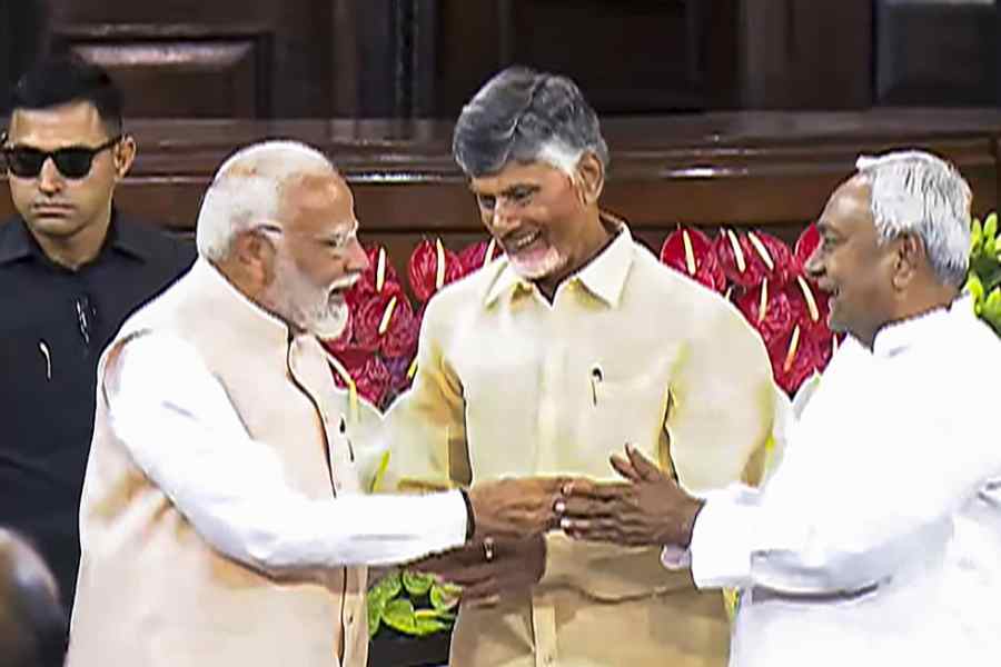 NDA Government | Nitish Kumar, Chandrababu Naidu Pledge Continued ...