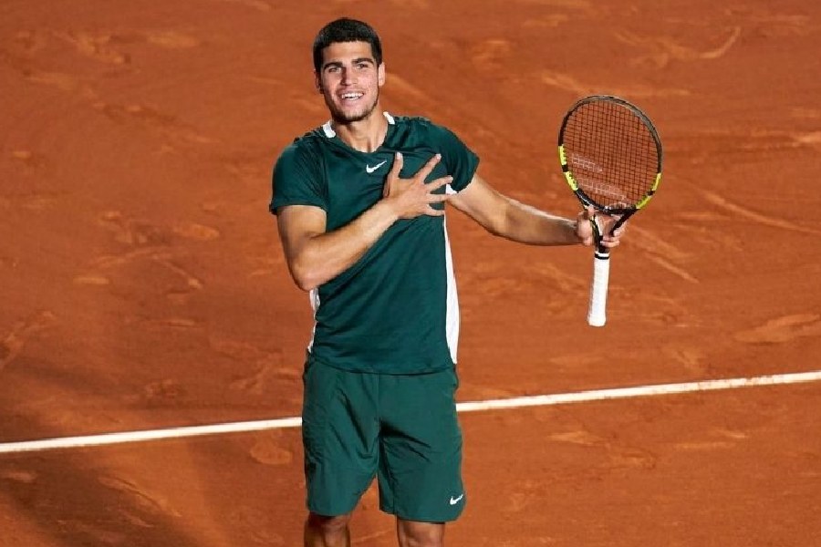 Carlos Alcaraz | French Open: Spain’s Carlos Alcaraz Makes Final, Finds ...