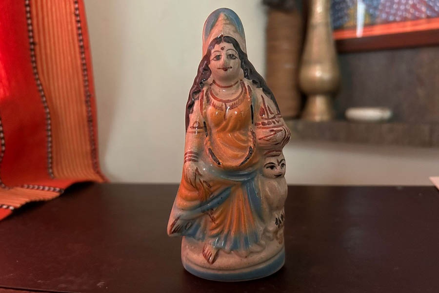 A Lakshmi idol in porcelain.