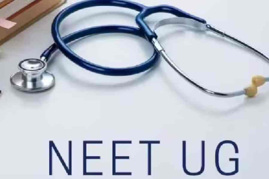 NEET UG Toppers List 2024: Number of AIR 1 Rankers Reduced to 61 After Reexam!