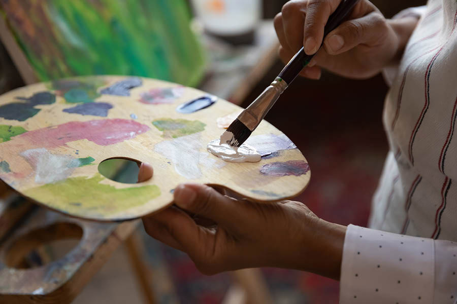 A week before the new kids are going to enter the classroom, you can expect teachers to be painting posters, cleaning clocks, pasting numbers on cards… all to create a learning environment that is enticing and appealing to the most reluctant children
