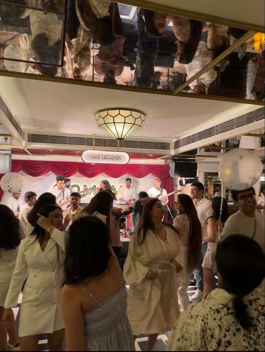 The name might be AMPM, but the house was packed from PM to AM on June 6 as the cocktail bar on Park Street celebrated its first anniversary. The theme for the night? White (rebels were welcome!) 