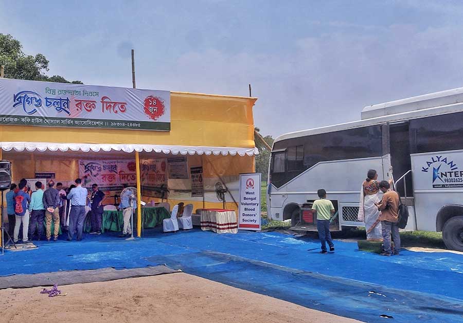 A camp was organised at the Maidan to commemorate World Blood Donor Day on Friday