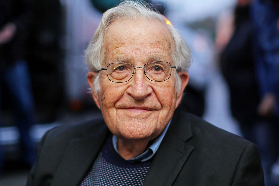 Noam Chomsky's wife Valeria Chomsky says reports of famed linguist's death are false - Telegraph India