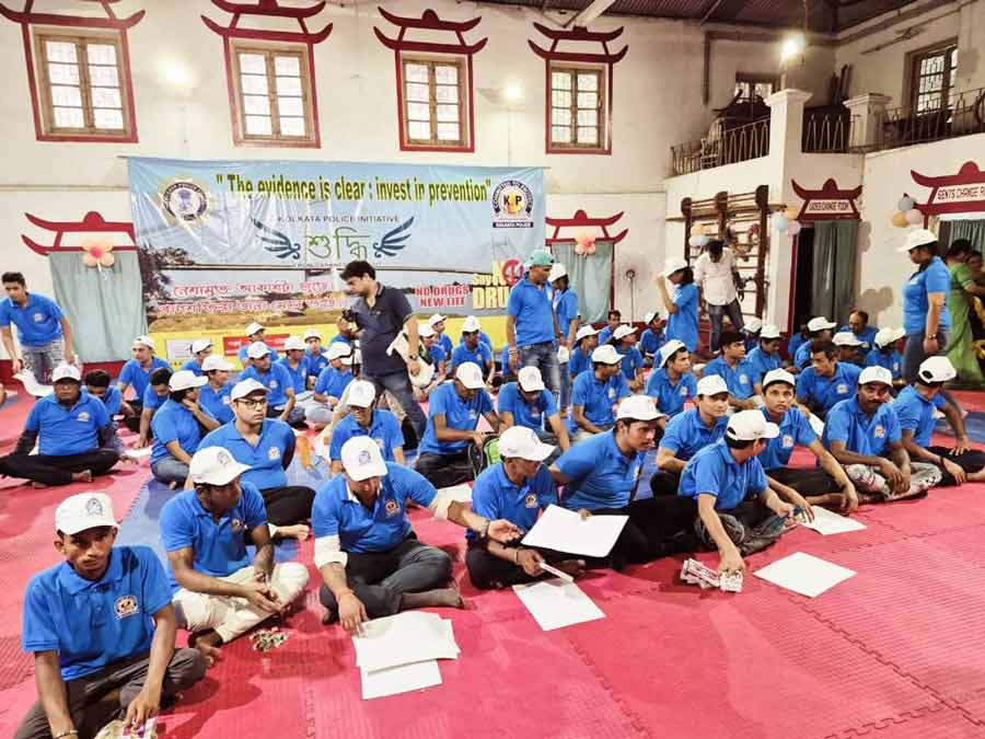 Ahead of International Day against Drug Abuse and Illicit Trafficking (June 26), Kolkata Police organised several events to raise awareness against drug abuse. The programme was inaugurated on Wednesday with a sit-and-draw competition at the Police Training School  