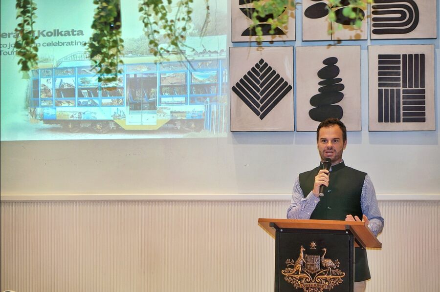The event began with an address by Australian consul-general in Kolkata Hugh Boylan. The diplomat recently oversaw the installation of a tram in the city that brings alive the culture of Melbourne. ‘I wanted to gather together a group of people who would be interested in going to Australia, and sharing its beauty with their near ones. I want more people to experience our culture,’ he said 