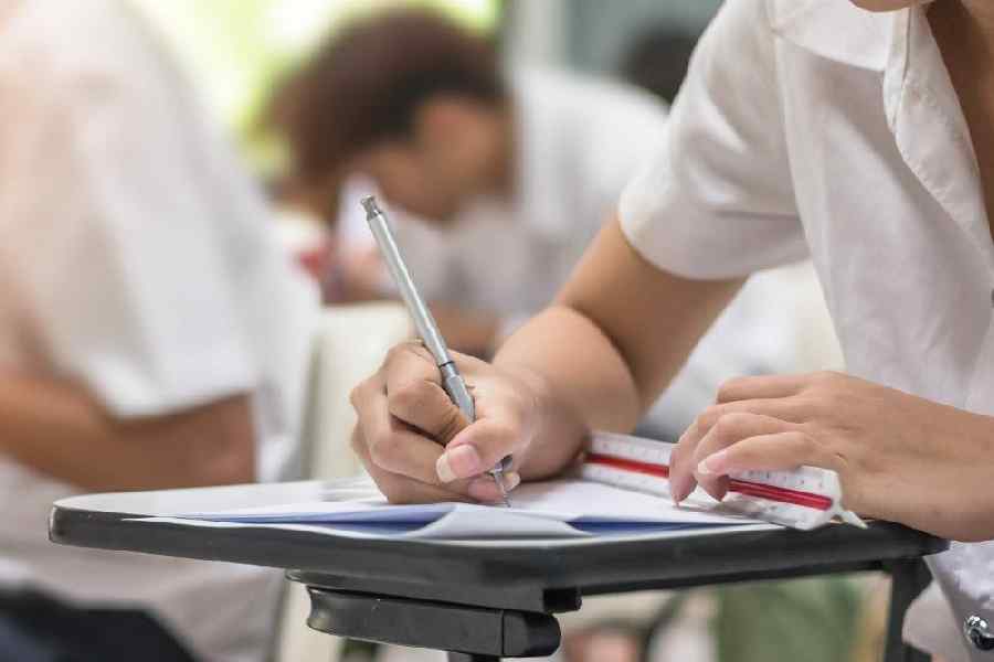 CBSE Board Exam 2025 Registration Deadline for Classes 10 and 12 Today - Date Sheet Soon