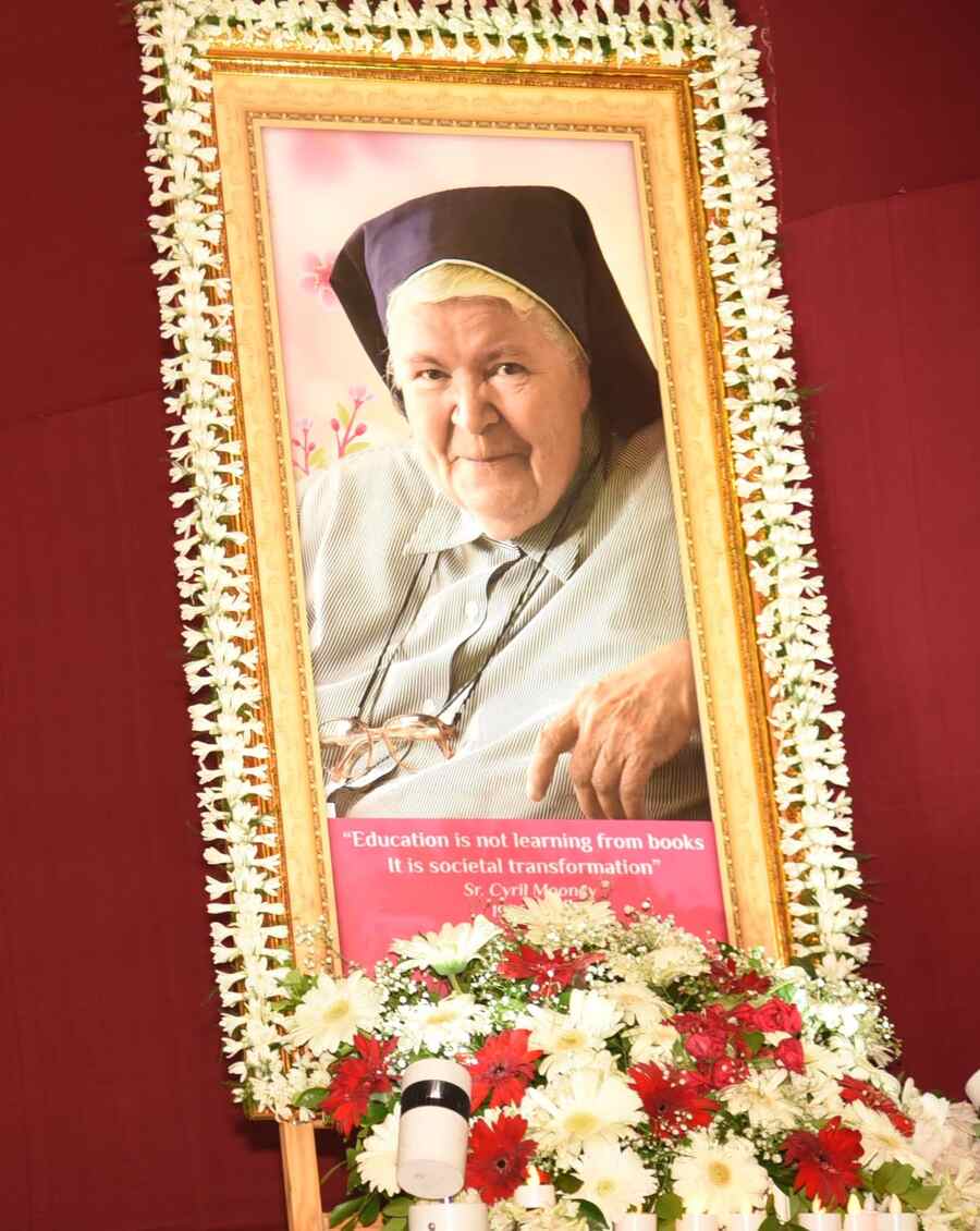 Loreto Rainbow Homes held the first commemorative celebration of Sister Cyril Mooney at Loreto Day School Sealdah on June 21 and remembered her countless good deeds. Sister Cyril Mooney came to India in 1956 when she was only 20. The Irish nun was a Sister of the Institute of the Blessed Virgin Mary and she transformed the lives of several girl children by providing education and support. She passed away on June 24, 2023 