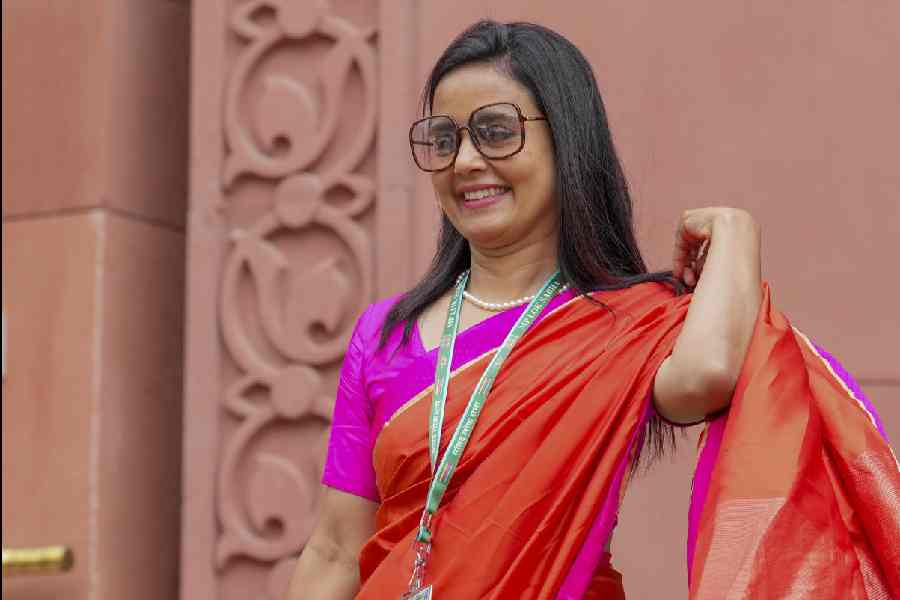 Trinamul Congress Hear Me Dariye Mat Mahua Moitra Tells Pm Narendra