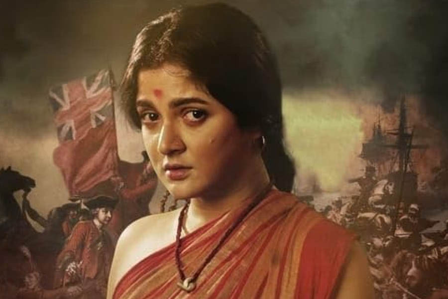 Srabanti Chatterjee in Devi Chowdhurani