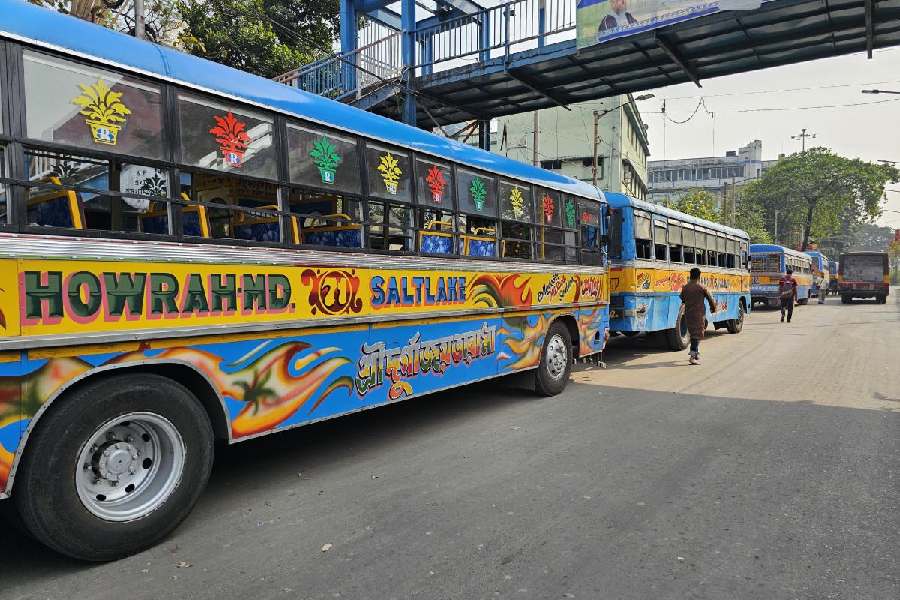 Route 71 buses terminated at Rajabazar
