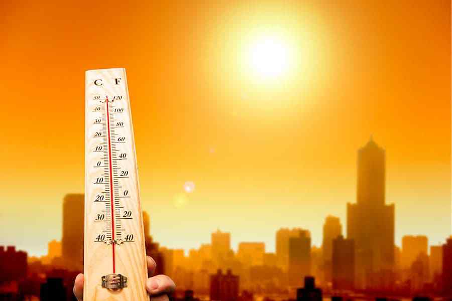 Met office warns that the ongoing heatwave might continue at least till April 29