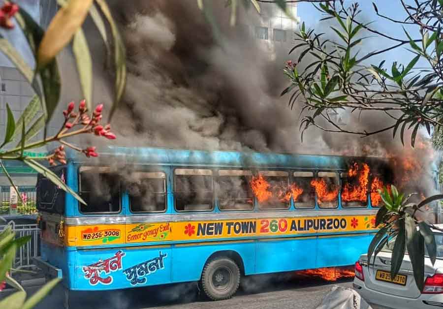 A private bus on route number 260 plying on the New Town-New Alipore route suddenly caught fire at New Town near Biswa Bangla crossing on Tuesday morning. No casualties were reported. The blaze was controlled by fire-tenders   