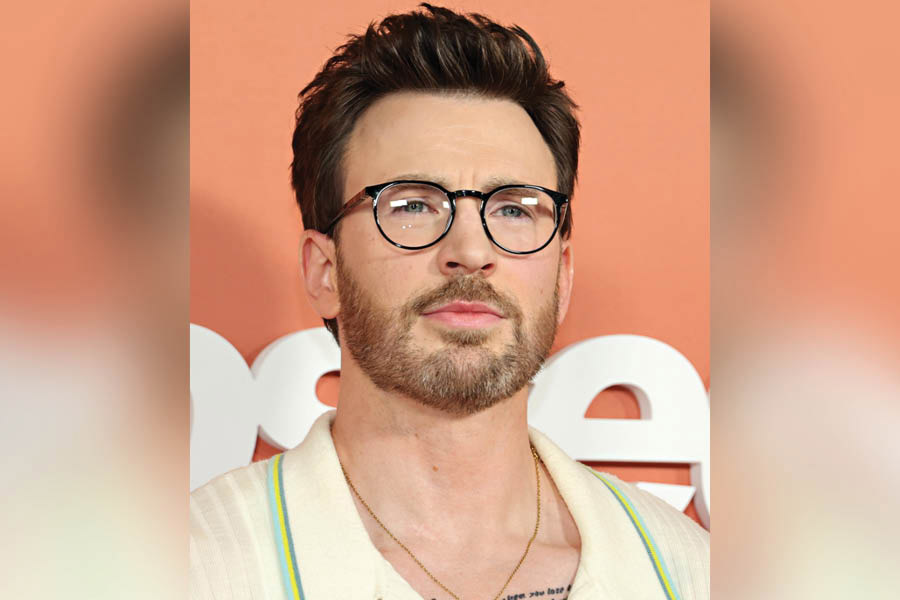 Partnership for Public Service award | Chris Evans to receive Spirit of ...