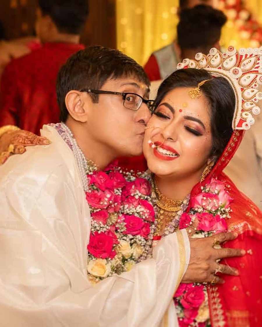 Kanchan Mullick | Snapshots from Kanchan Mullick and Sreemoyee Chattoraj's wedding album - Telegraph India