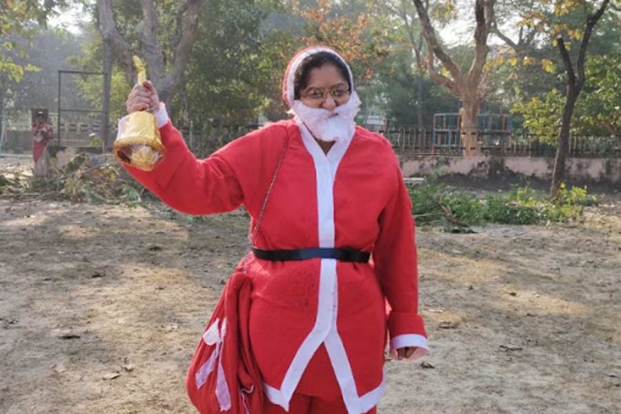 Jagruti dresses up as Santa every year to celebrate Christmas with the kids of her academy