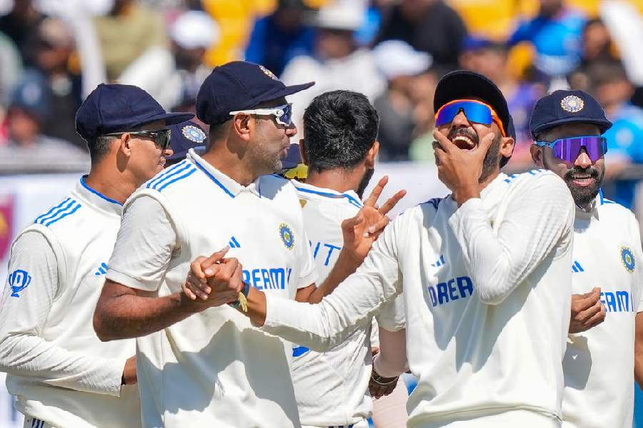 India vs England 1st Test Day 4 Cricket Match highlights: England beat  India by 28 runs, lead series 1-0 - The Times of India