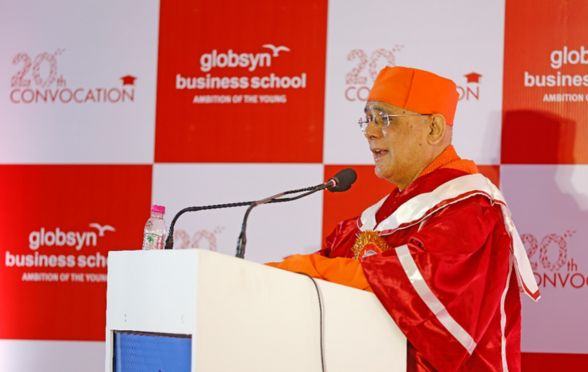 Gracing the occasion as the Guest-of Honour – Academia Swami Atmapriyananda, Pro-Chancellor, Ramakrishna Mission Vivekananda Educational and Research Institute, addressed the young managers in his Convocation Address