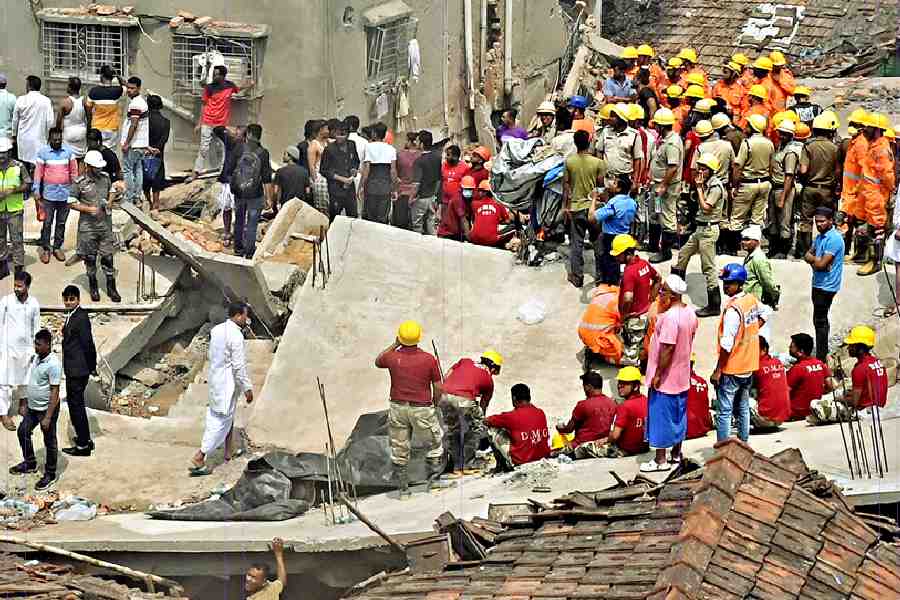 Under-construction building collapse: Fatal crash it takes for KMC to wake up