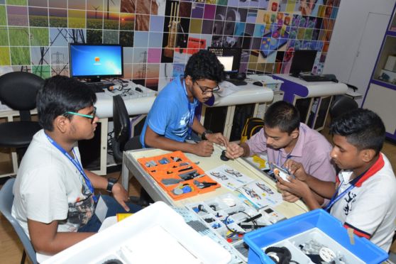 The segment Electronics for Juniors promises to introduce participants to the fundamental principles underpinning modern gadgetry.