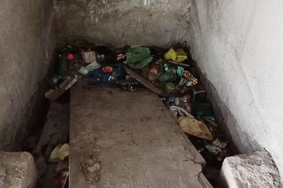 No space between two buildings, stagnant water in elevator shafts, violations galore in Garden Reach