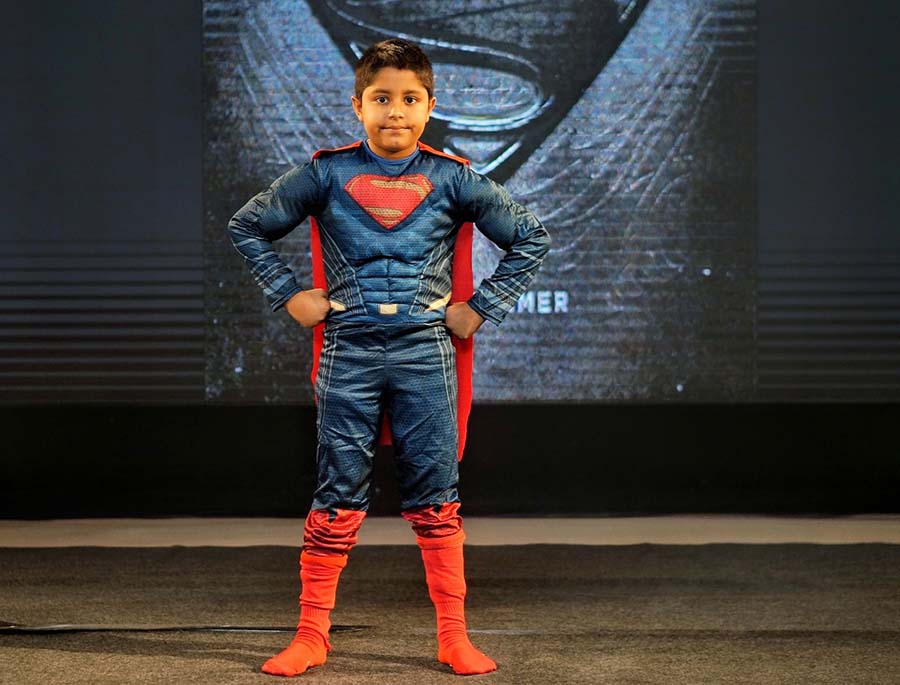 Adults and kids alike participated in the competition, all in their costumed avatars. This little Superman won hearts right at the beginning of the show Superman, and right after him were two more young participants — Lois Lane and Wednesday Addams
