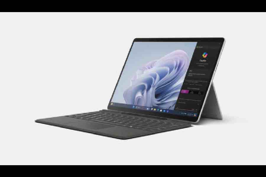 Microsoft Surface Pro 10 for Business