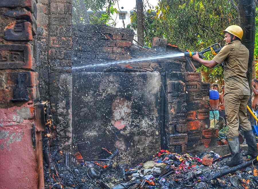 A fire broke out in a slum in south Kolkata’s Dhakuria area on Wednesday, gutting a few shanties, officials said. The blaze, which broke out in the slum located along the railway tracks, affected suburban train services on the Sealdah-Baruipur line in the Eastern Railway’s Sealdah South section