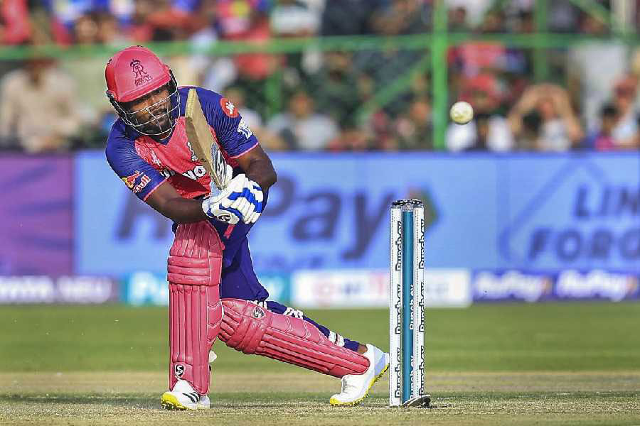 Sanju Samson (RR): Nobody starts an IPL season better than Samson. The only captain out of the 10 franchises to make our XI this week, Samson batted like a dream against LSG, having walked into the crease at the end of the second over, with his team at 13 for one. Virtually carrying his bat through the innings, he mustered 82 off  52, with nine boundaries, backing it up with smart bowling changes to give RR a 20-run win. Unfortunately for Samson, he fell cheaply in the next game against DC, scoring only 15