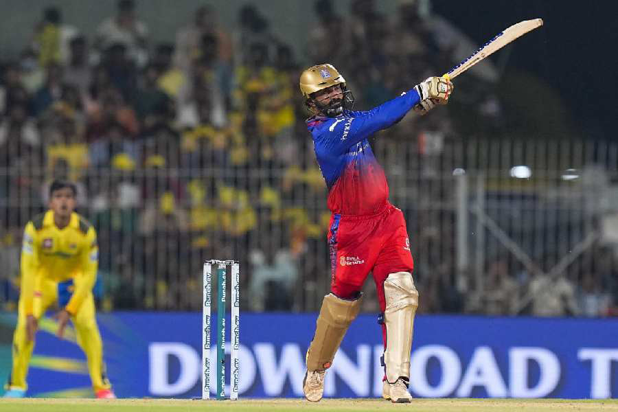 Dinesh Karthik (RCB): After a dismal IPL last year, Karthik, who still harbours hopes for a spot at the T20 World Cup, is back with a bang. Entering the fray with RCB reeling at 78 for five against CSK, DK held his nerve, saving his enterprising shots for the very end in his 26-ball 38. Then, against PBKS, with RCB making heavy weather of the chase, DK brought out his finishing guns yet again, hitting three fours and two sixes off just 10 balls to guide RCB to victory